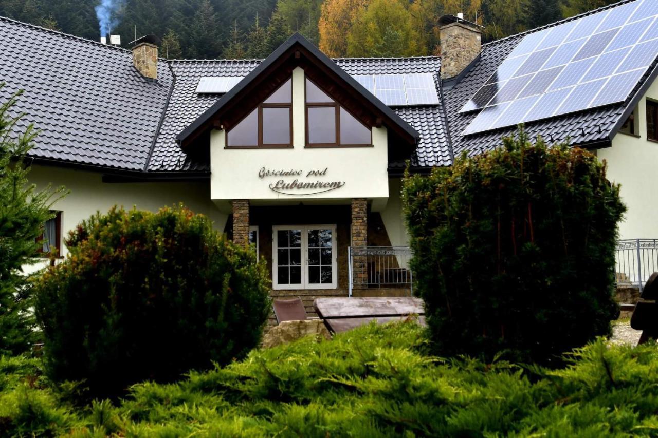 Bed & Breakfast Gosciniec Pod Lubomirem Weglowka (Lesser Poland)
