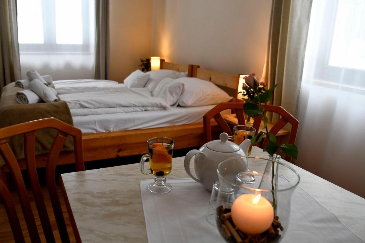 Gosciniec Pod Lubomirem Bed & Breakfast Weglowka (Lesser Poland)
