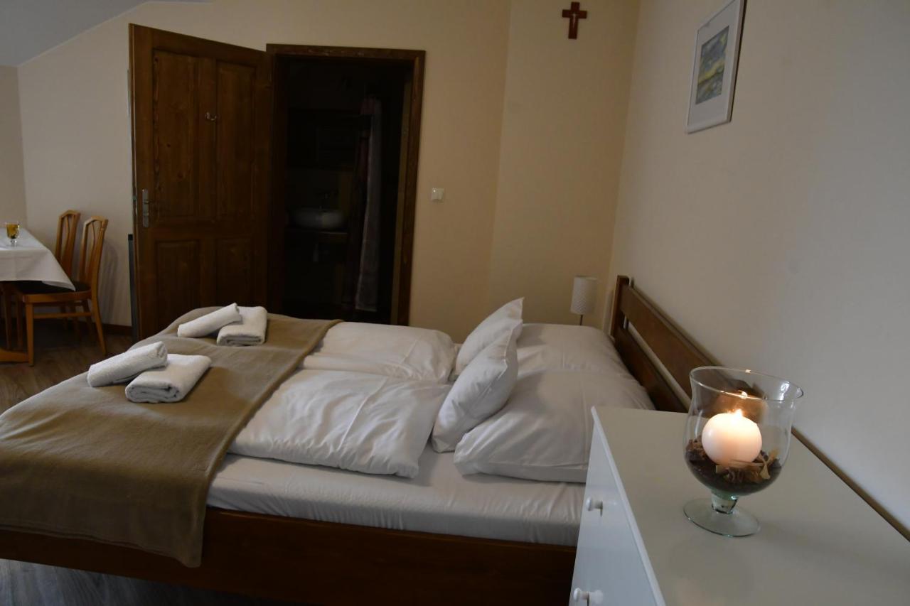 Bed & Breakfast Gosciniec Pod Lubomirem *